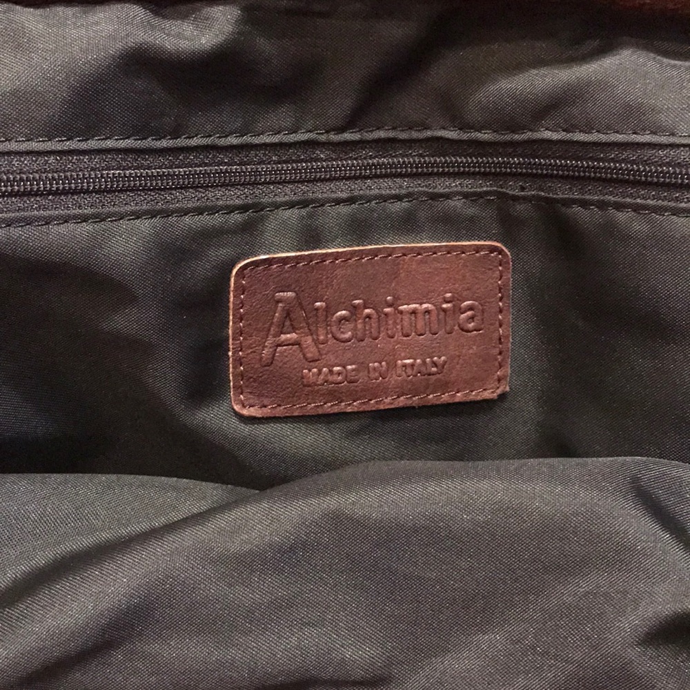 Italian Made Weekender Bag - Picture 5 of 8